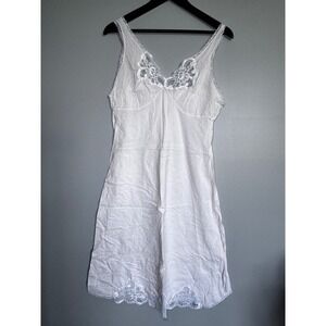 Vintage Velrose White Full Slip Floral Lace Trim Adjustable Straps Size 34 M